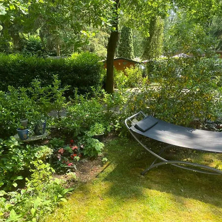 Chalet Sfeervol In Bosrijke Omgeving *