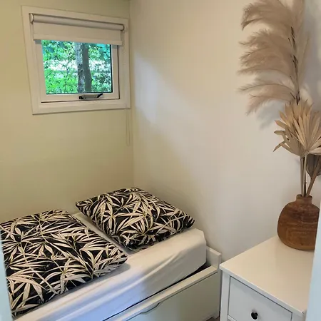 Sfeervol In Bosrijke Omgeving Chalet