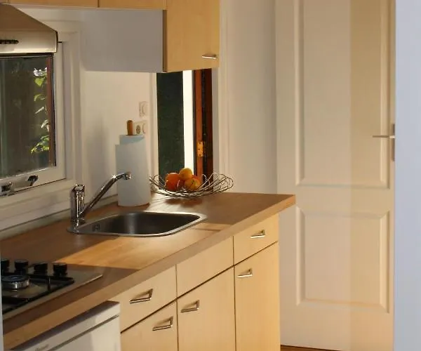 Sfeervol In Bosrijke Omgeving Chalet *