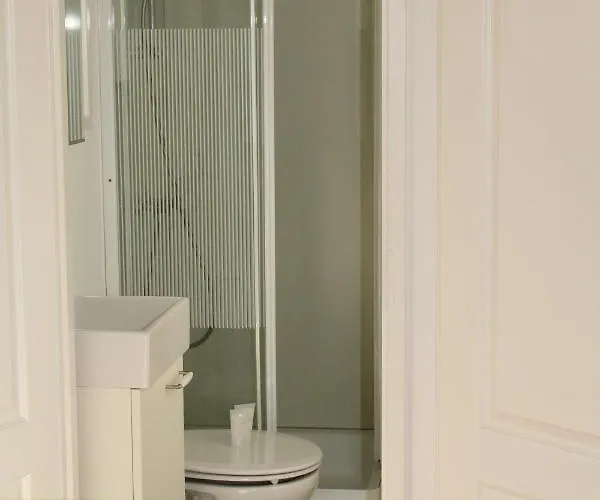 Sfeervol In Bosrijke Omgeving Chalet *