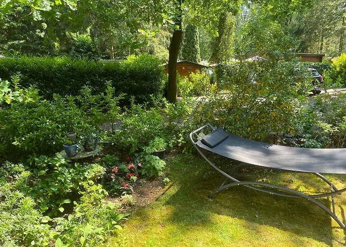 Chalet Sfeervol In Bosrijke Omgeving *