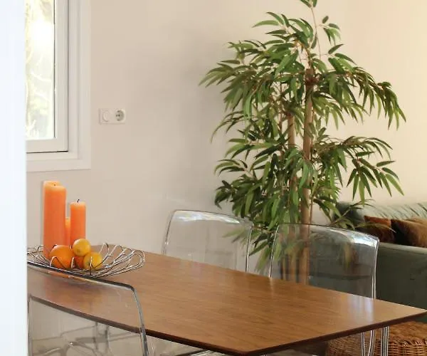 Sfeervol In Bosrijke Omgeving Σαλέ